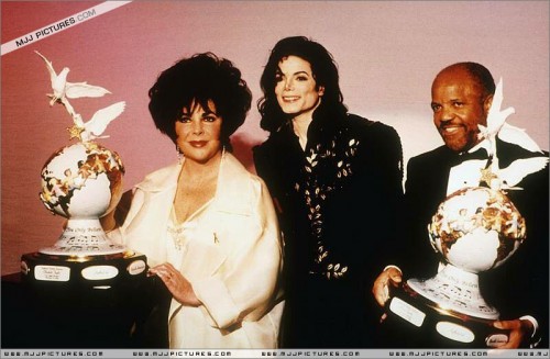 TheJacksonFamilyHonors199422.jpg