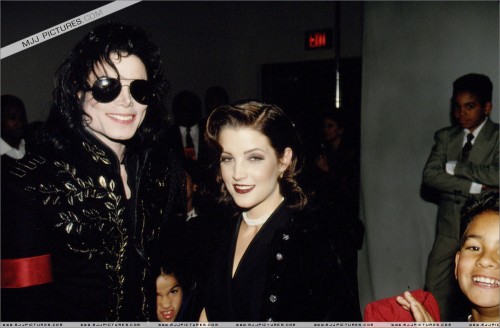 TheJacksonFamilyHonors199425.jpg