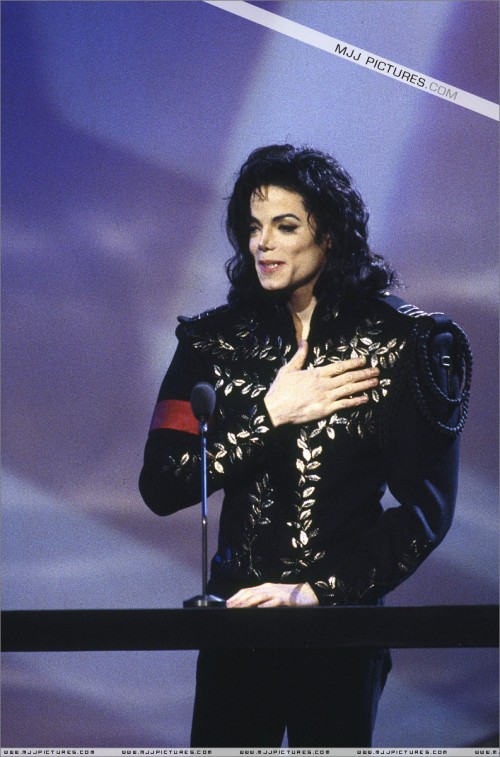 TheJacksonFamilyHonors199430.jpg