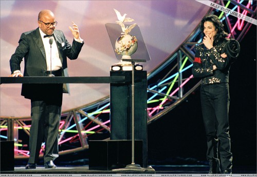 TheJacksonFamilyHonors199434.jpg