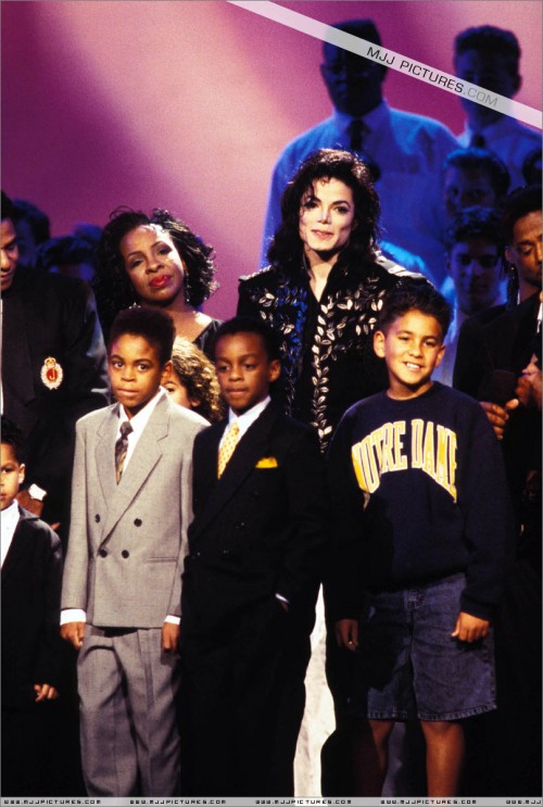 TheJacksonFamilyHonors19949.jpg