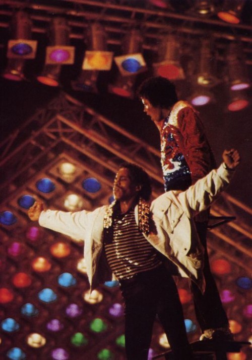 Victory Tour (138)