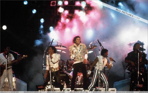 Victory Tour (86)