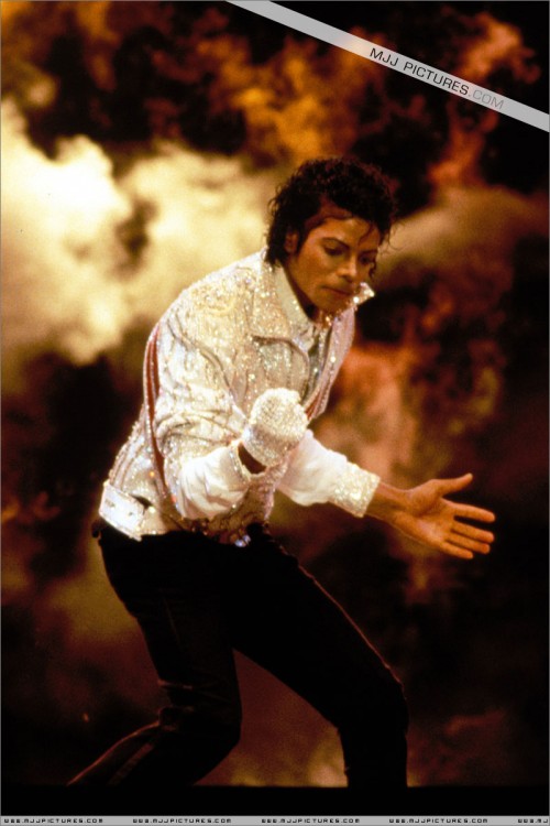 Victory Tour (95)