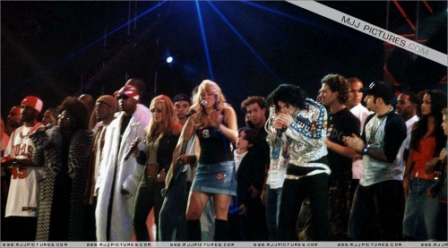 2001-WhatMoreCanIGiveBenefitConcert40.jpg