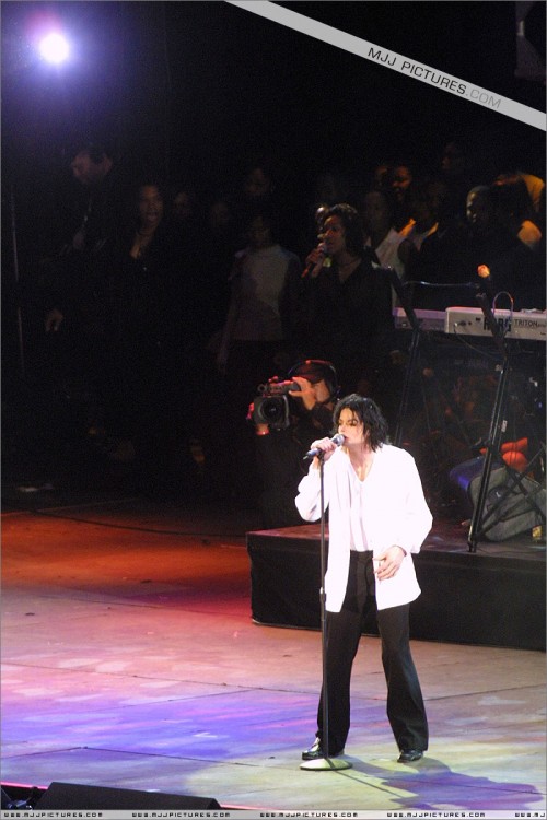 2001 What More Can I Give Benefit Concert (5)