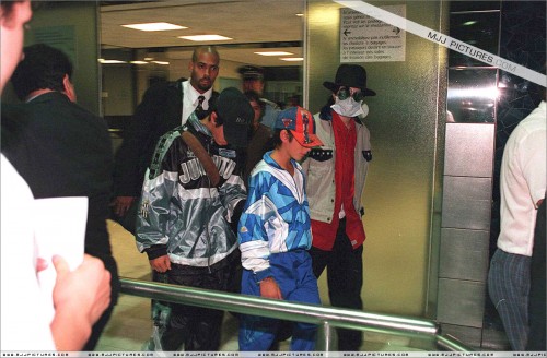 ArrivingatRoissyCharlesdeGaulleAirportParis19951.jpg