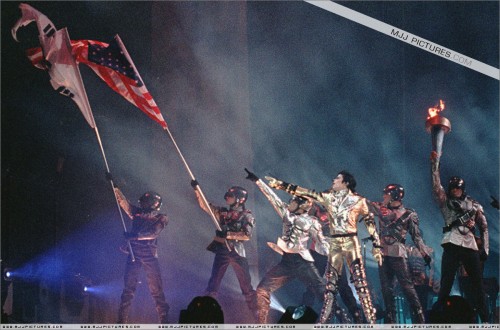 HIStory World Tour (555)