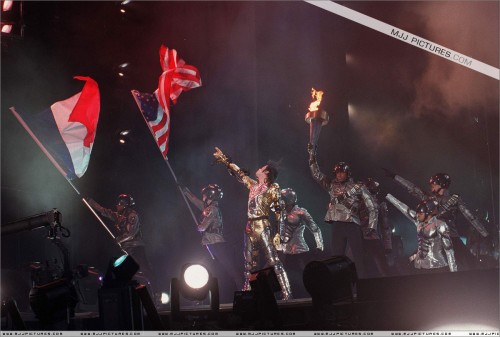 HIStory World Tour (895)