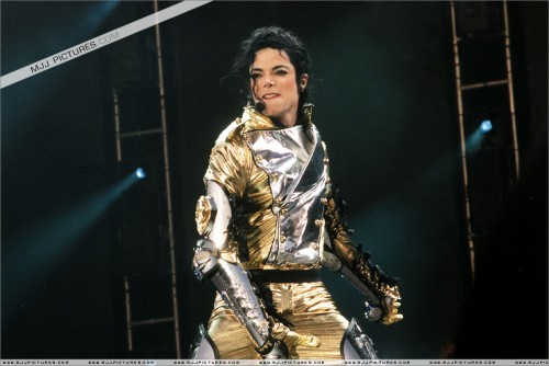 HIStory World Tour (99)