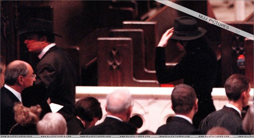 MemorialServiceforPrincessDiana19973.jpg