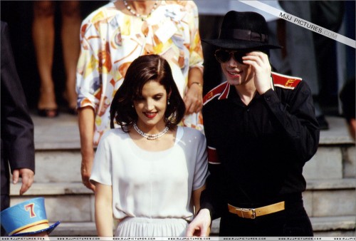 Michael & Lisa Marie visit Budapest 1994 (125)