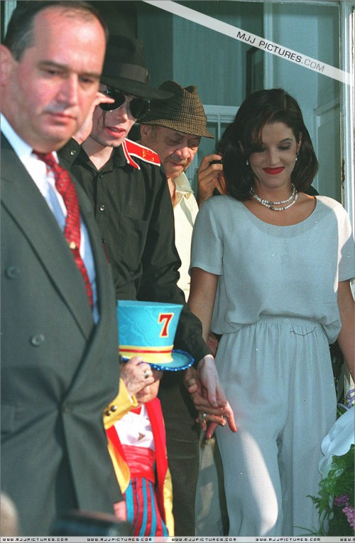 MichaelLisaMarievisitBudapest1994129.jpg