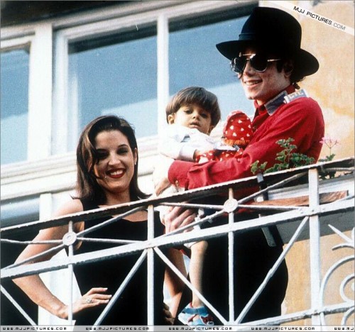 Michael & Lisa Marie visit Budapest 1994 (89)