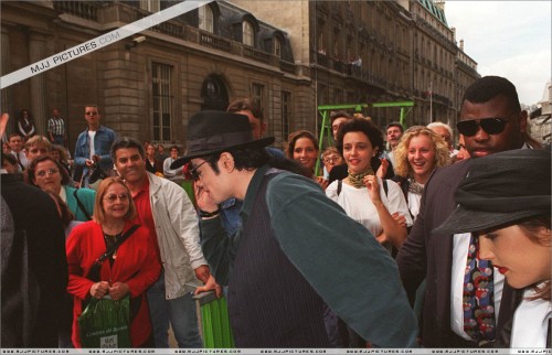 Michael & Lisa Marie visit France 1994 (19)