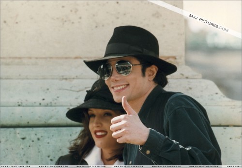 Michael & Lisa Marie visit France 1994 (7)