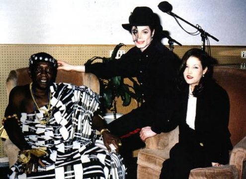 MichaelLisaMariewelcomeKingNanaAmonNdoufouIV19951.jpg