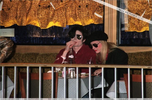 Michael at The Motown Cafe in New York 1996 (11)