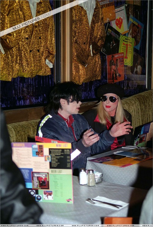 MichaelatTheMotownCafeinNew-York19964.jpg