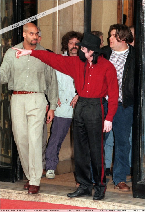 MichaelattheGeorgeVHotelParis199610.jpg