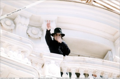 Michael in Cannes (May) 1997 (1)