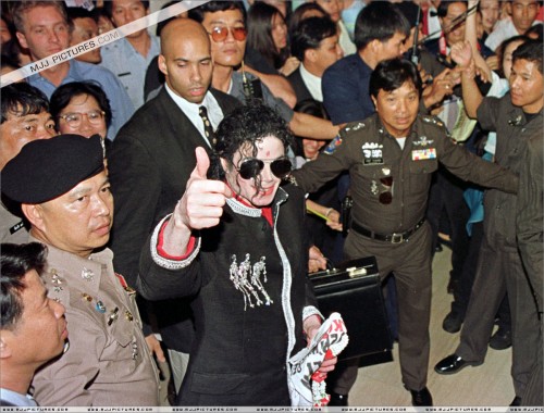 MichaelvisitsBangkok19961.jpg