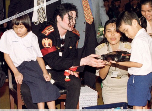 MichaelvisitsBangkok19966e05b9.jpg