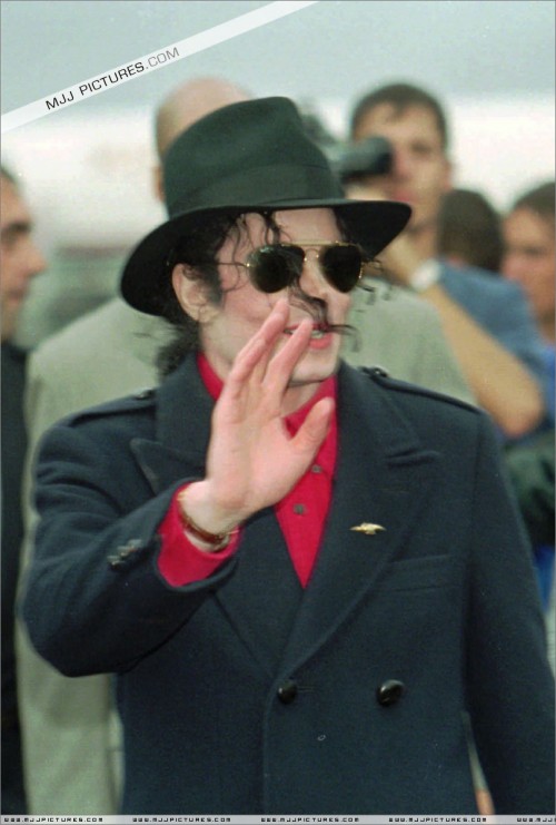 MichaelvisitsBucharest19961.jpg