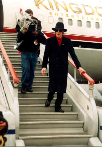 MichaelvisitsBucharest199616.jpg