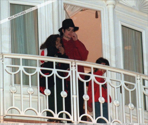 Michael visits Disneyland Paris (December) 1995 (3)