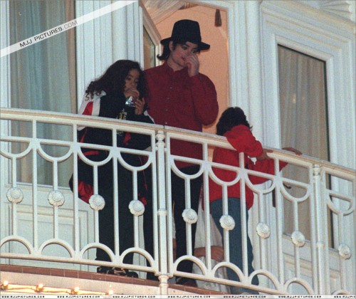 Michael visits Disneyland Paris (December) 1995 (4)