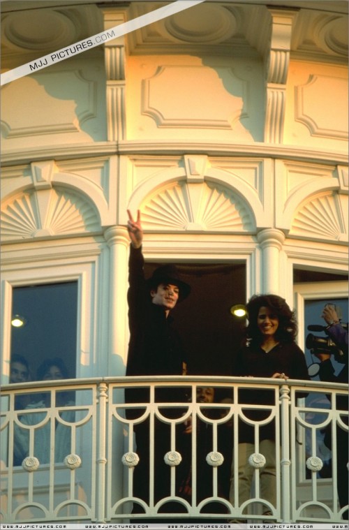 Michael visits Disneyland Paris (September) 1996 (11)