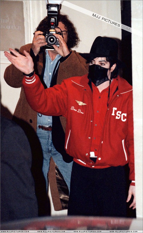 MichaelvisitsLondonFebruary199629.jpg