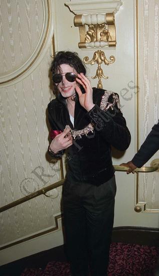 MichaelvisitsLondonOctober199614.jpg