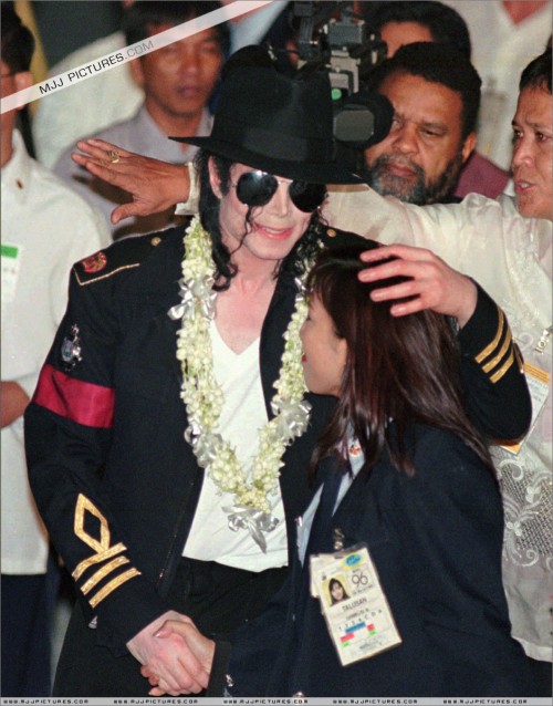 MichaelvisitsManila19961.jpg