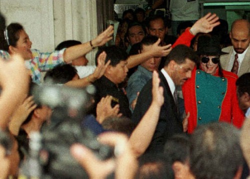 MichaelvisitsManila199613.jpg