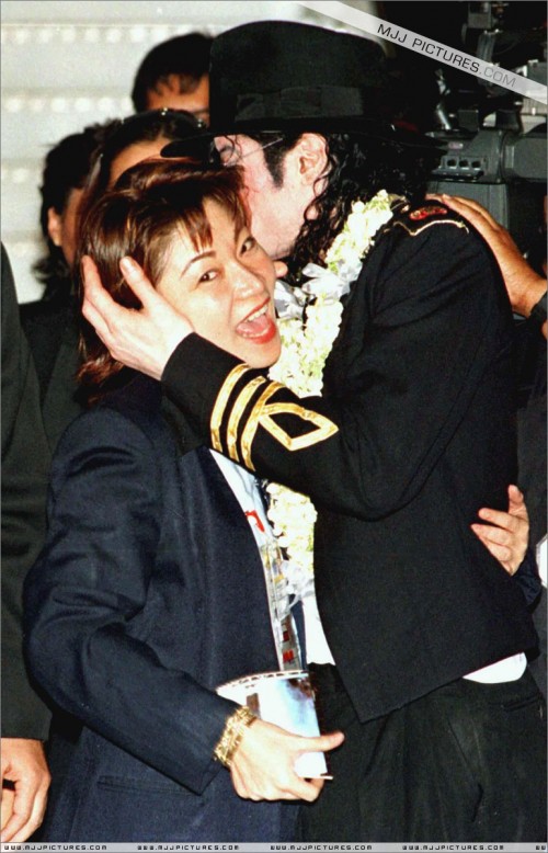 MichaelvisitsManila19963.jpg