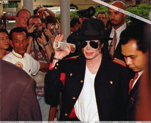 MichaelvisitsSingapore19961.jpg