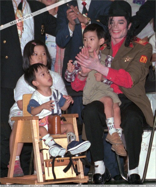 Michael visits Taiwan 1996 (2)