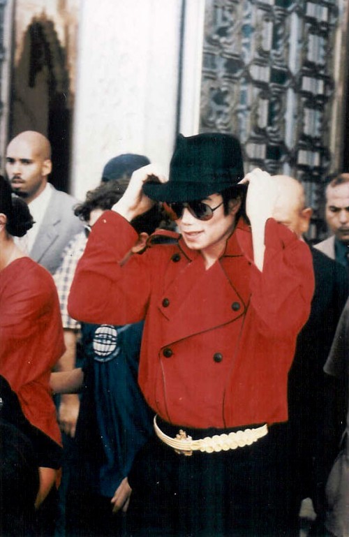 Michael visits the Hassan II Mosque in Casablanca 1996 (3)