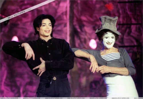 Rehersals for the HBO Special Michael Jackson One Night Only 1995 (10)