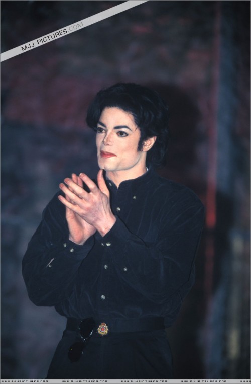 RehersalsfortheHBOSpecialMichaelJackson-OneNightOnly199554.jpg