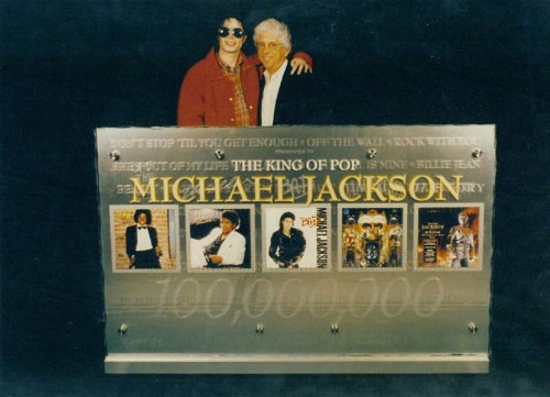 SonyMusicSpecialAward19977.jpg