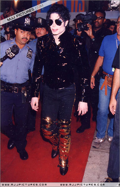 The12thAnnualMTVVideoMusicAwards199528.jpg