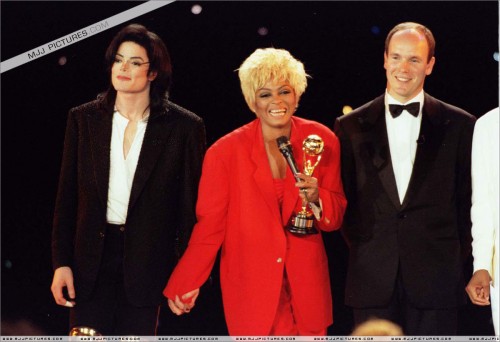 The8thAnnualWorldMusicAwards1996103.jpg