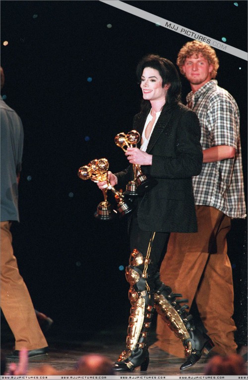 The 8th Annual World Music Awards 1996 (65)