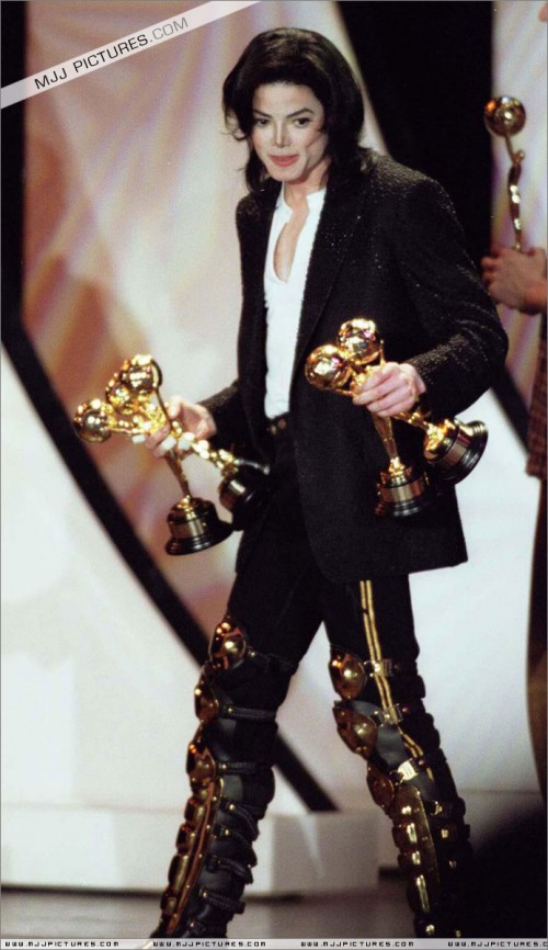 The8thAnnualWorldMusicAwards199666.jpg