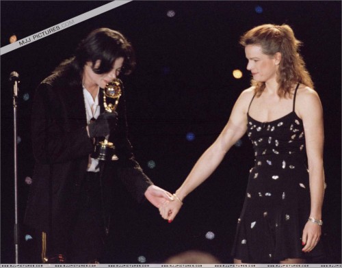 The8thAnnualWorldMusicAwards199674.jpg