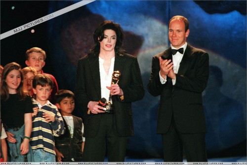 The8thAnnualWorldMusicAwards199682.jpg