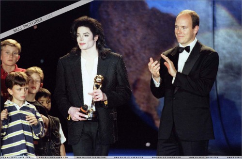 The 8th Annual World Music Awards 1996 (84)